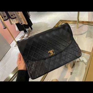 Chanel timeless vintage flap bag
